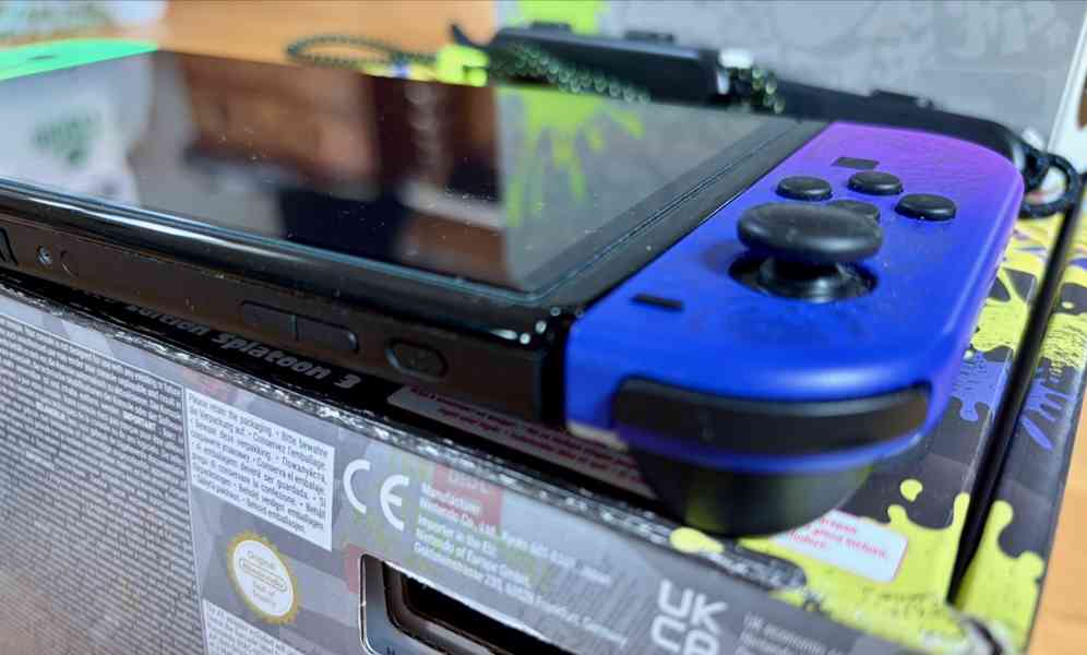 Nintendo Switch Oled Splatoon a příslušenství - foto 5