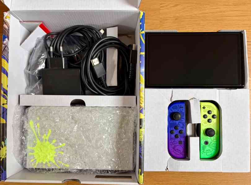 Nintendo Switch Oled Splatoon a příslušenství - foto 6