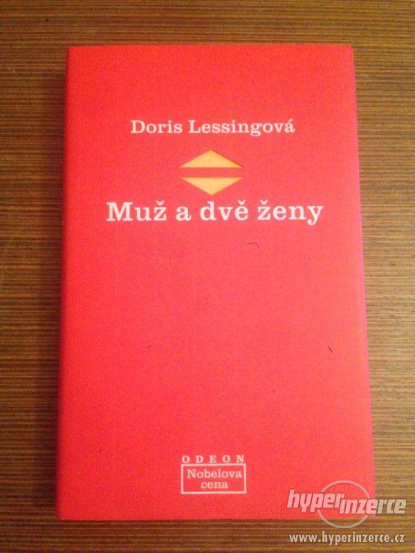 Doris Lessingová: Muž a dvě ženy - foto 1
