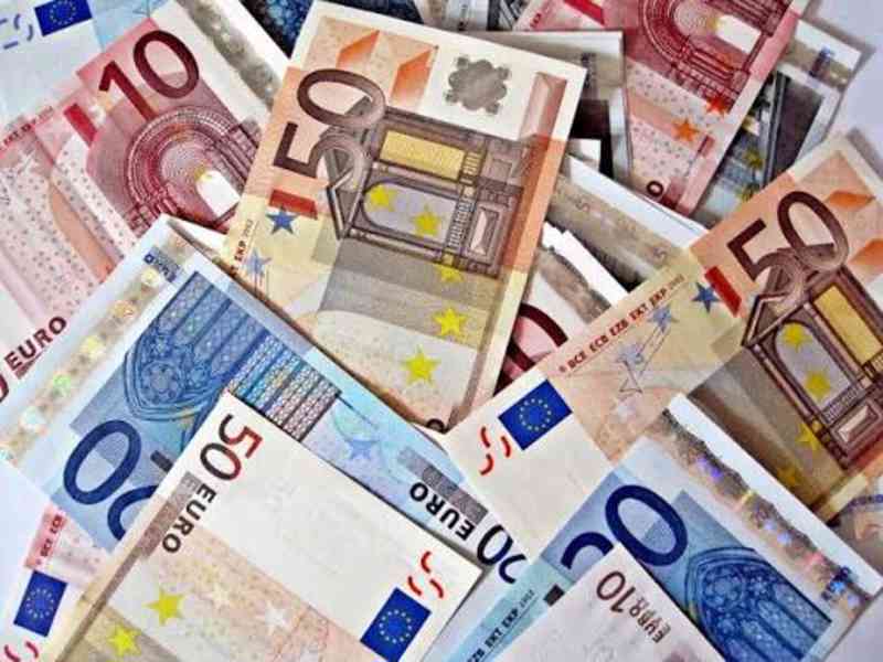 Mám finanční prostředky k poskytování krátkodobých i dlouhod - foto 3
