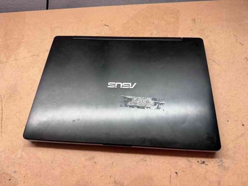 Predám pokazený notebook na náhradné diely zn.ASUS TP300L - foto 8
