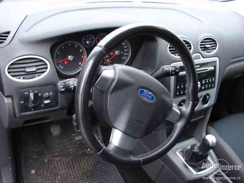 Ford Focus 1.6i r.v.2005 - foto 5