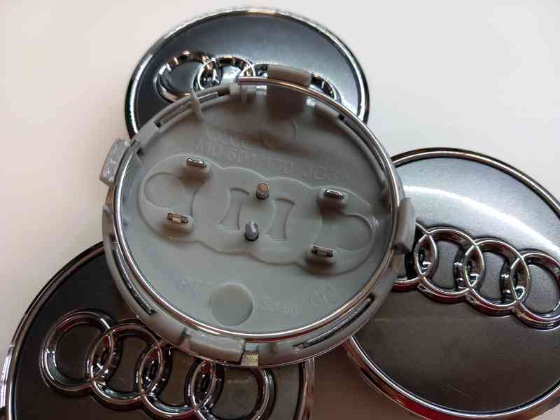 Středové krytky Audi, 61x58mm, Silver - foto 4