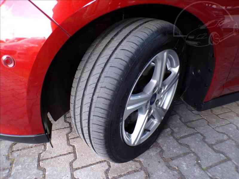 Ford Grand C-Max 2,0 TDCi TITANIUM,TAŽ.ZAŘ. - foto 24