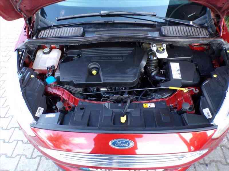 Ford Grand C-Max 2,0 TDCi TITANIUM,TAŽ.ZAŘ. - foto 21