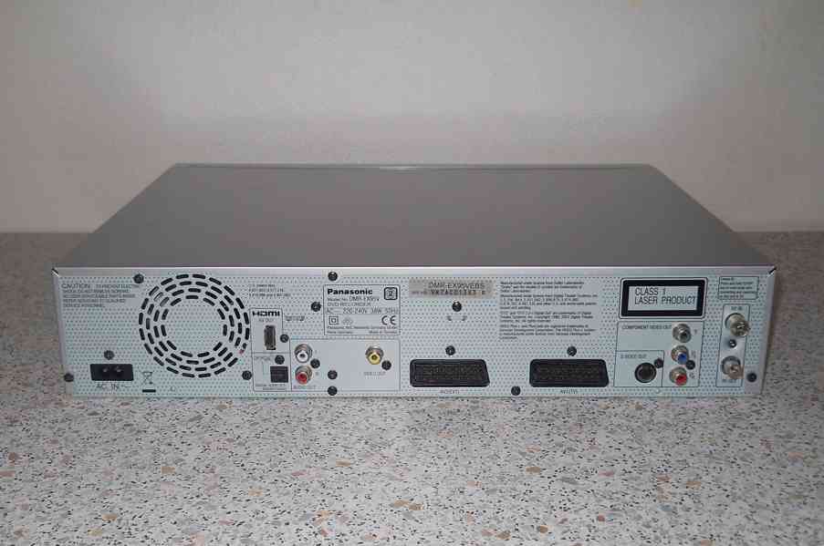 ⚠️VHS-HDD-DVD rekordér Panasonic DMR-EX95  - foto 7
