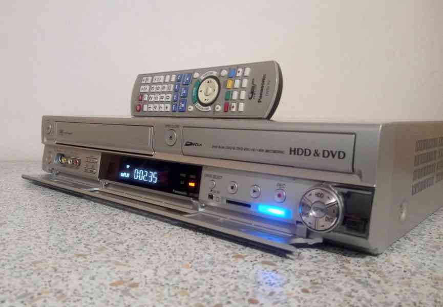 ⚠️VHS-HDD-DVD rekordér Panasonic DMR-EX95  - foto 3