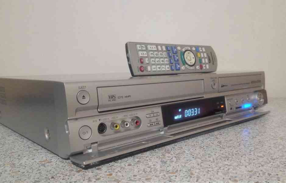 ⚠️VHS-HDD-DVD rekordér Panasonic DMR-EX95  - foto 5