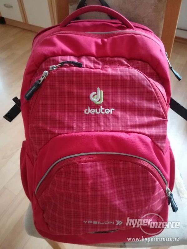 Velmi pěkný školní batoh Deuter + penál - foto 1