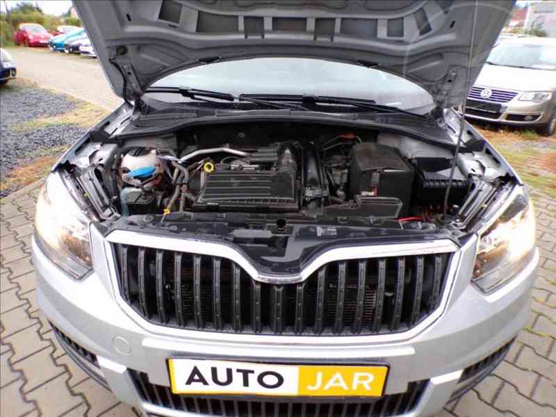 Škoda Yeti 1,4 16V STYLE DSG,TAŽNÉ ZAŘÍZENÍ - foto 15