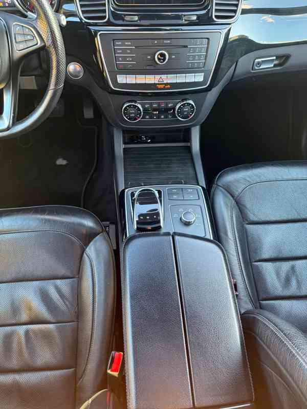 Mercedes-Benz GLS 350d 4MATIC | 3.0 V6 | VZDUCH | 7 MÍST | - foto 11