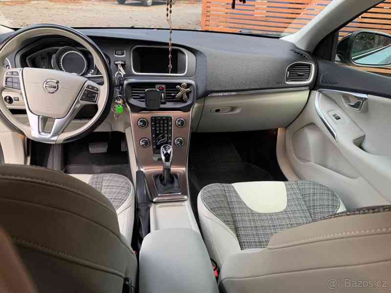 Volvo V40 Cc 2017	 - foto 4