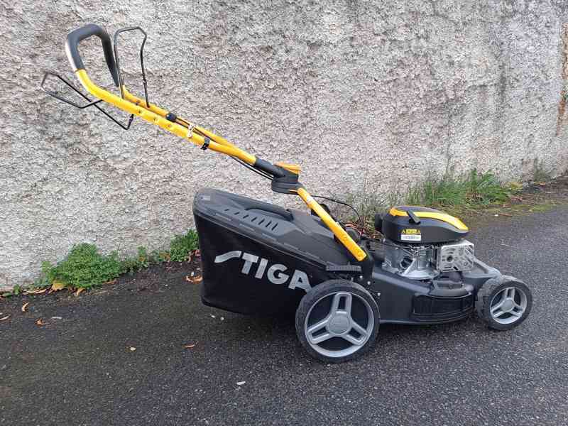 Benzínová sekačka s pojezdem STIGA Combi 748 S – stav nová - foto 2