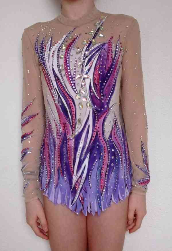 Dres na moderní gymnatisku 134 - 139 cm  - foto 6
