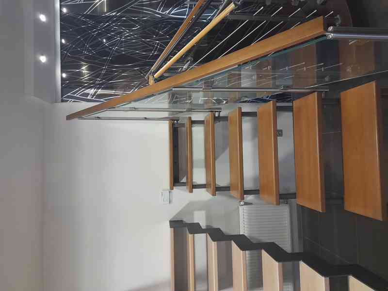 Výprodej schodů ze vzorkovny JAP ocel a dřevo | 160 x 85cm - foto 6