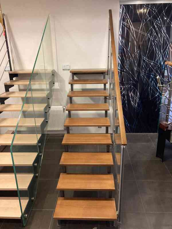 Výprodej schodů ze vzorkovny JAP ocel a dřevo | 160 x 85cm - foto 2