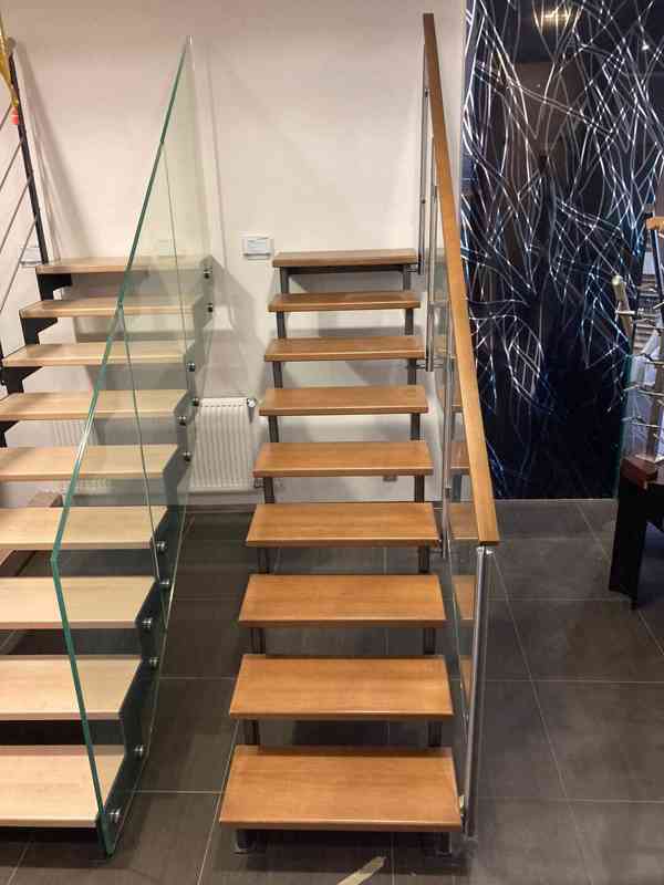 Výprodej schodů ze vzorkovny JAP ocel a dřevo | 160 x 85cm - foto 4