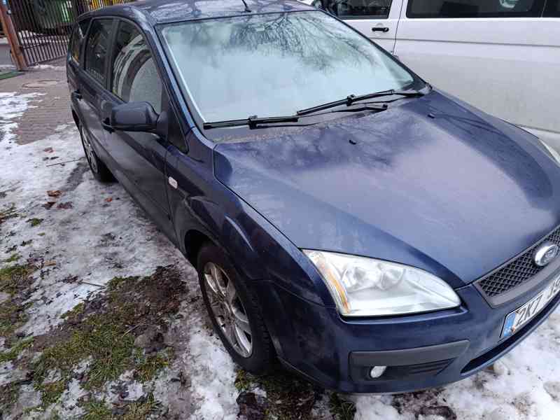 Prodám na náhradní díly nebo k opravě Focus 1,6 TDCI 2006 - foto 2