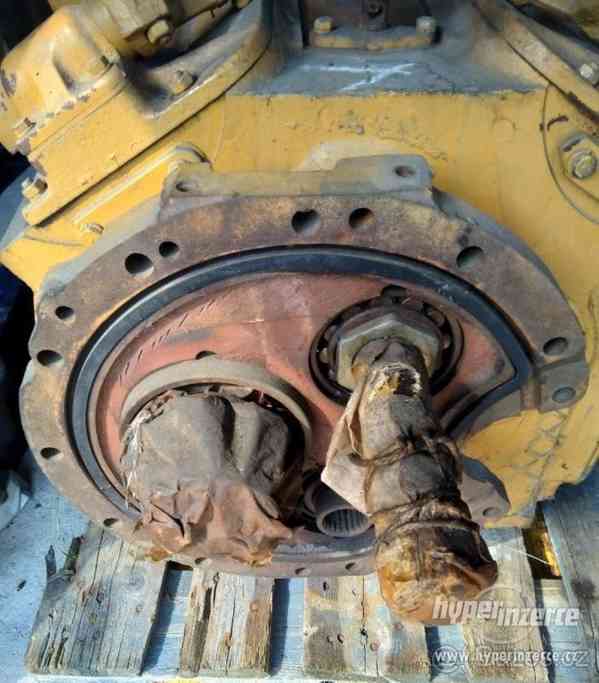 Prevodovka pre ruský buldozer - stalinec - foto 6