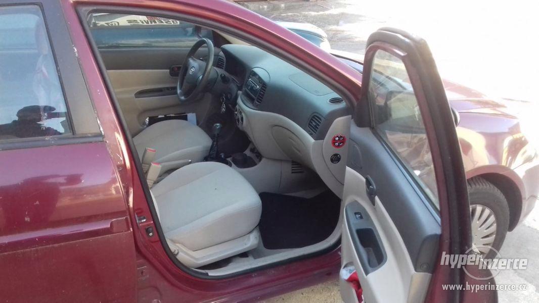 Hyundai accent 1.5 crdi 81kw - foto 32