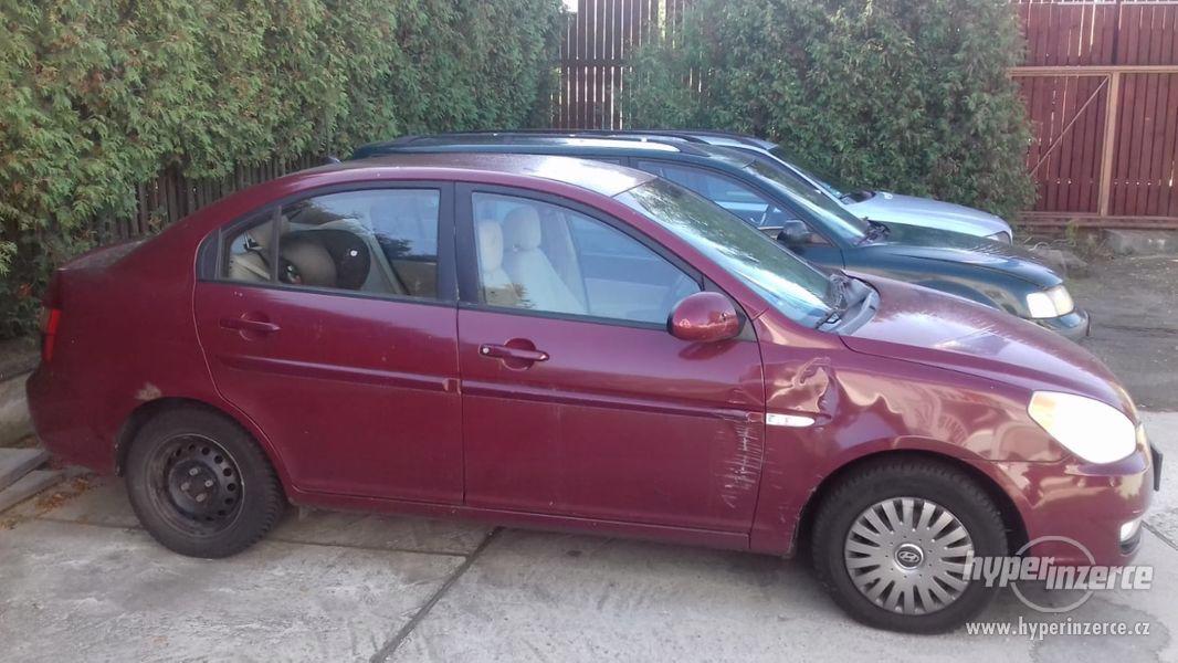 Hyundai accent 1.5 crdi 81kw - foto 33