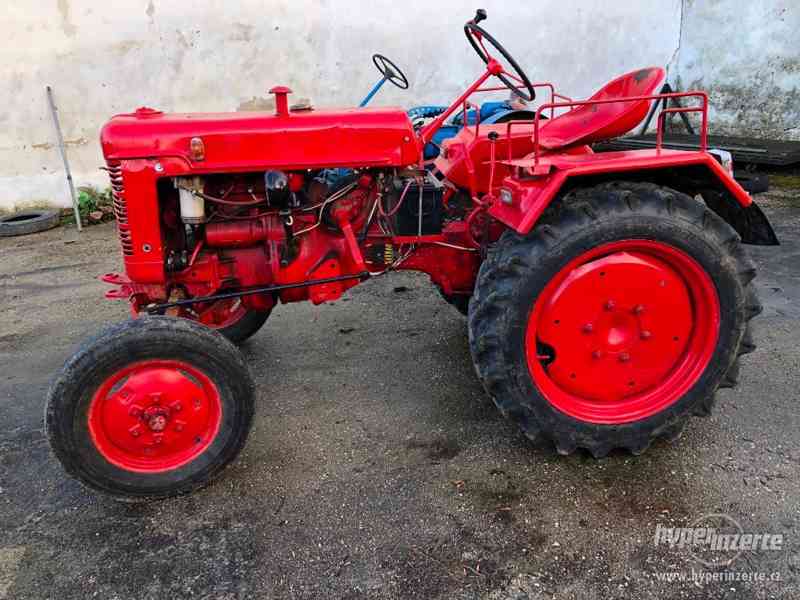 Traktor Farmall - foto 2