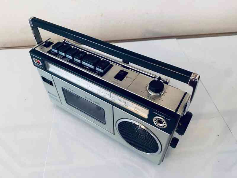 Radiomagnetofon Sanyo M 1700F, rok 1977 - foto 16