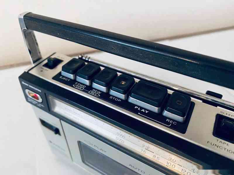 Radiomagnetofon Sanyo M 1700F, rok 1977 - foto 13