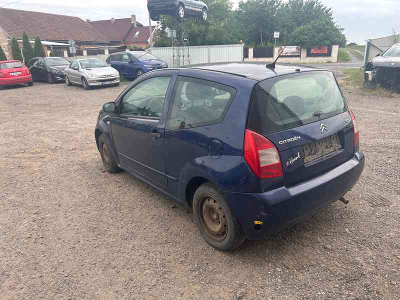 Citroen C2 1,1 BN 44KW HFX modrá prodám díly - foto 4