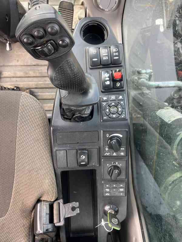 Kolové rypadlo Volvo EW160E (Možnost leasingu) - foto 7