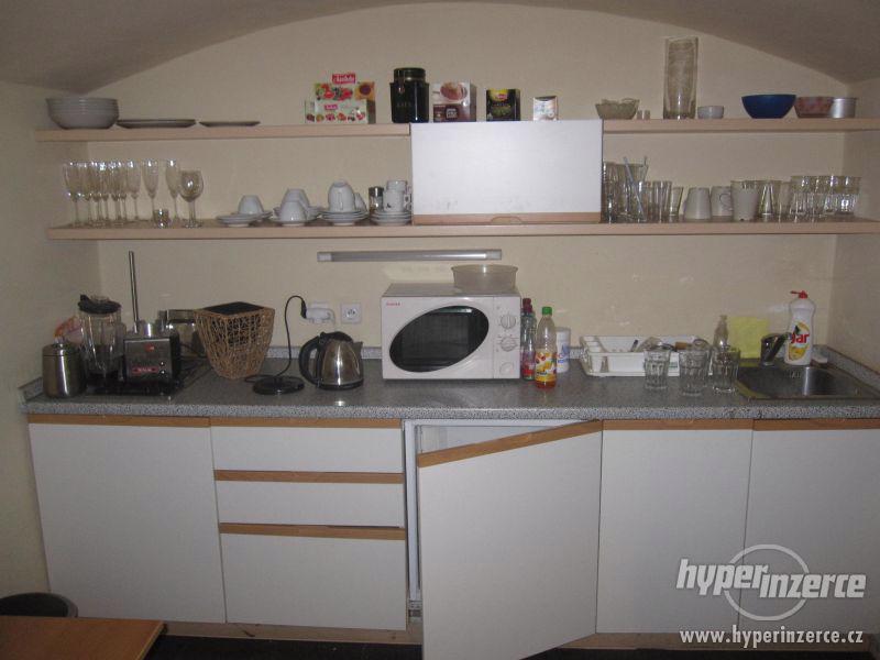 Pronájem nebytových prostor, Letenské nám.,Praha 7 - Bubeneč - foto 7