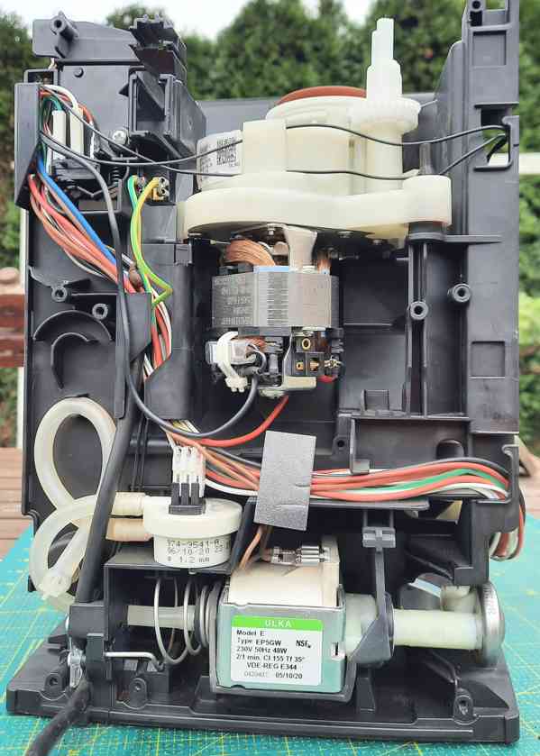 De'Longhi Magnifica S-ECAM 22.110.B – 66% sleva - foto 12