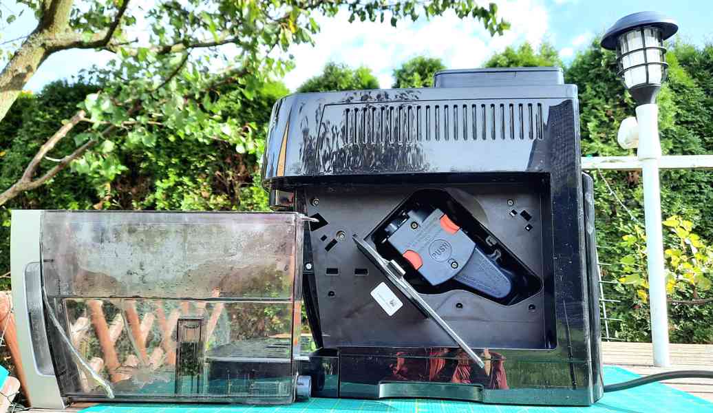 De'Longhi Magnifica S-ECAM 22.110.B – 66% sleva - foto 6