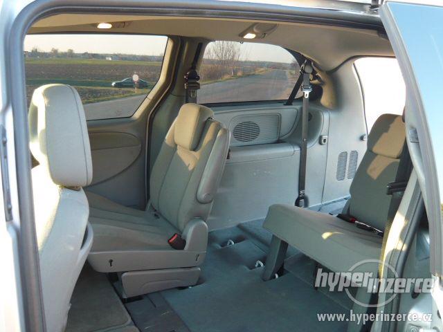 Chrysler Grand Voyager 3,3 Stown GO TOP 2008 GARANCE - foto 7