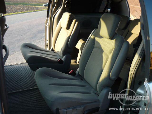 Chrysler Grand Voyager 3,3 Stown GO TOP 2008 GARANCE - foto 8