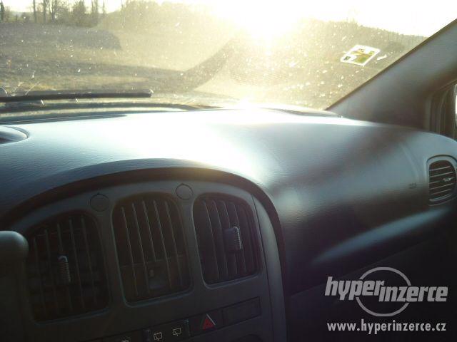 Chrysler Grand Voyager 3,3 Stown GO TOP 2008 GARANCE - foto 16