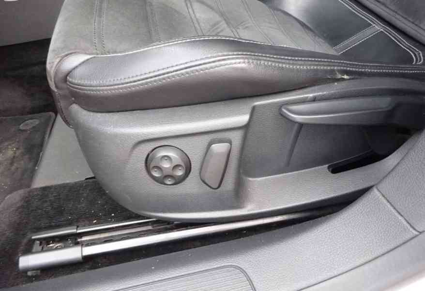 VW Passat CC 2.0 TDI 4x4 r.v.2011 (125 kw) Koup.ČR - foto 14