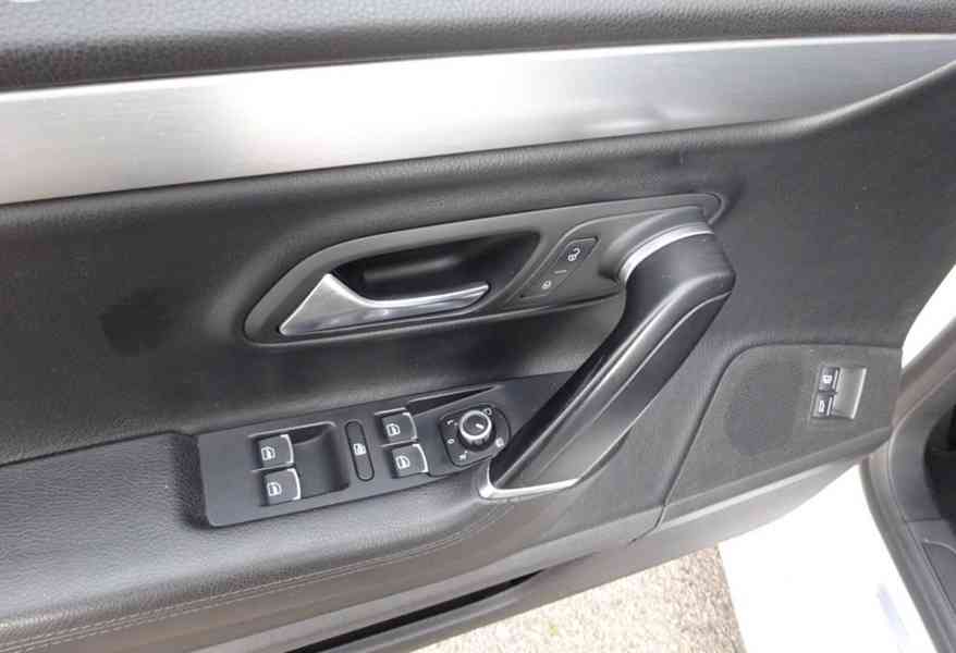 VW Passat CC 2.0 TDI 4x4 r.v.2011 (125 kw) Koup.ČR - foto 6