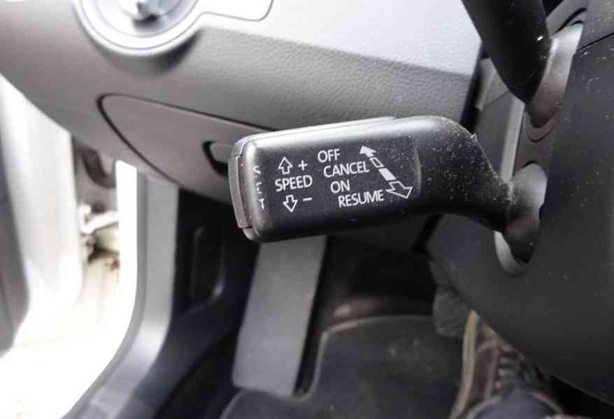 VW Passat CC 2.0 TDI 4x4 r.v.2011 (125 kw) Koup.ČR - foto 22