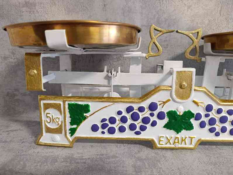 Staré dvoumiskové váhy EXAKT vinná réva po renovaci - foto 9