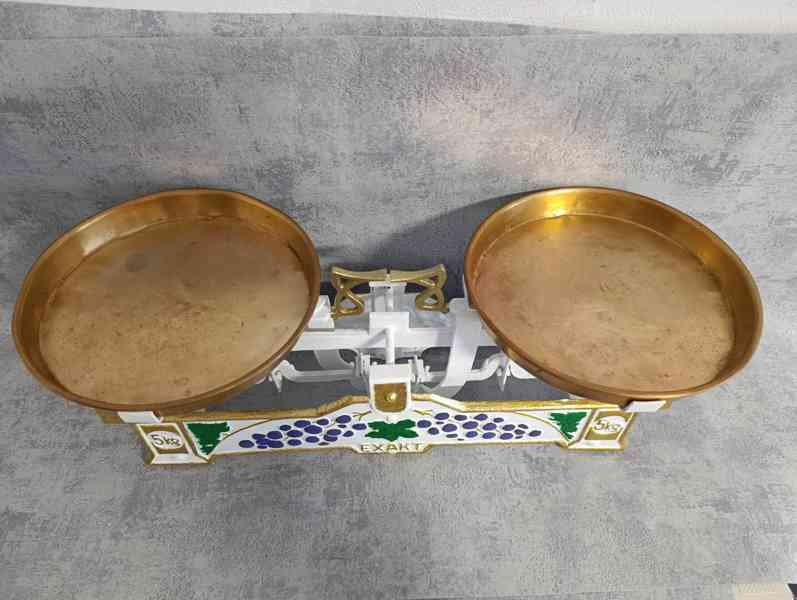 Staré dvoumiskové váhy EXAKT vinná réva po renovaci - foto 12