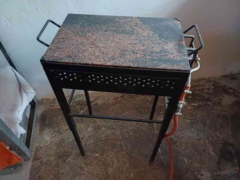 Prodám plynový gril  - foto 2