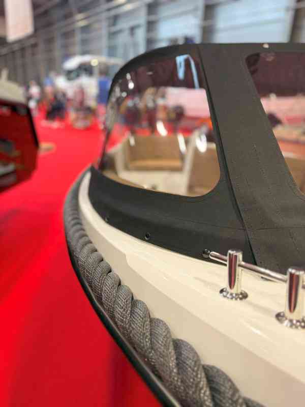 Nová motorová loď Corsiva 565 New Age - foto 2