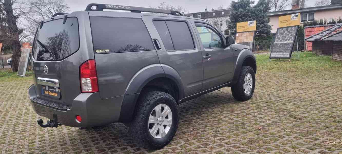 Nissan Pathfinder 2.5 dCi Aut. 128kw - foto 14