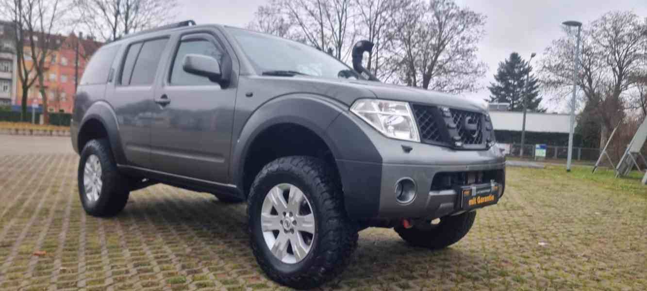 Nissan Pathfinder 2.5 dCi Aut. 128kw - foto 20