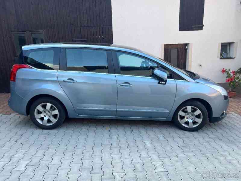 Peugeot 5008 2,0   HDi 110 kW - foto 2