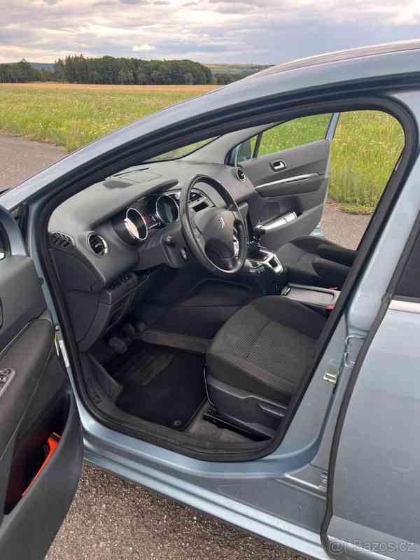 Peugeot 5008 2,0   HDi 110 kW - foto 12