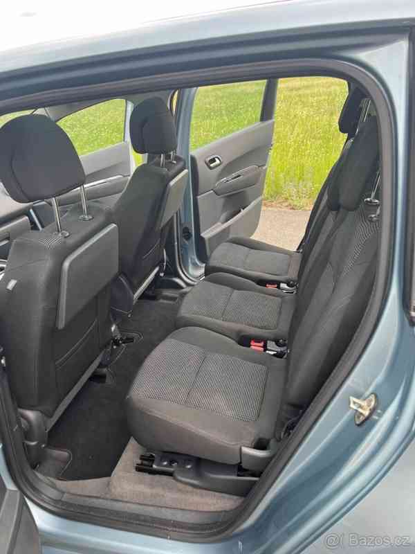 Peugeot 5008 2,0   HDi 110 kW - foto 7