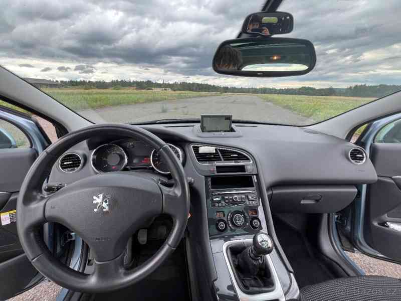 Peugeot 5008 2,0   HDi 110 kW - foto 14