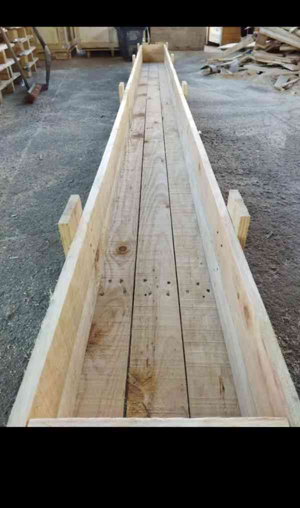 Dřevěný truhlík 4,2m .. vyvýšený záhon  - foto 2